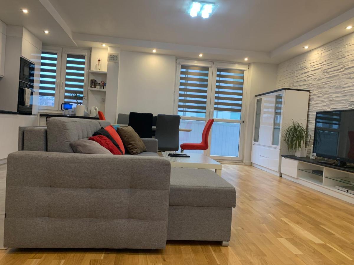 شقة وارسو  في P&D Apartament W Okolicy Dworca Zachodni المظهر الخارجي الصورة