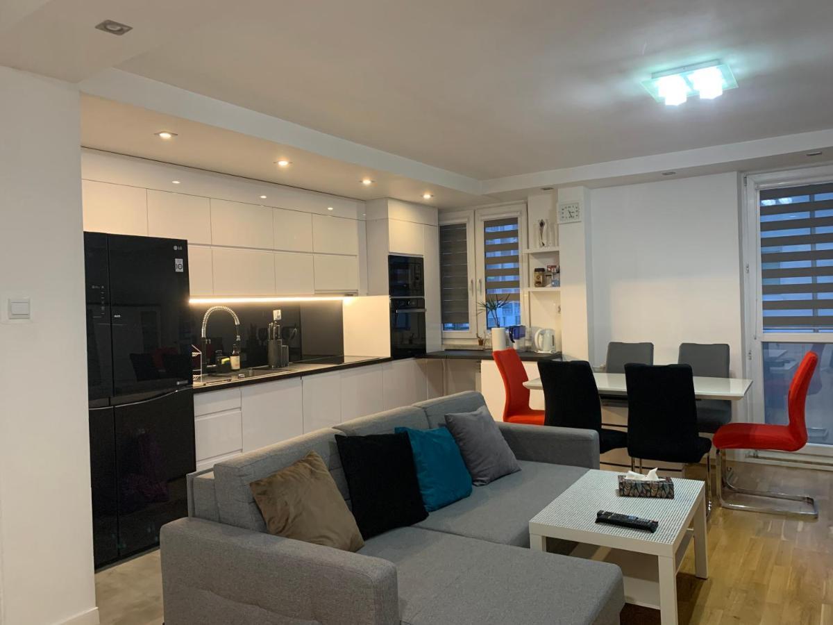 شقة وارسو  في P&D Apartament W Okolicy Dworca Zachodni المظهر الخارجي الصورة