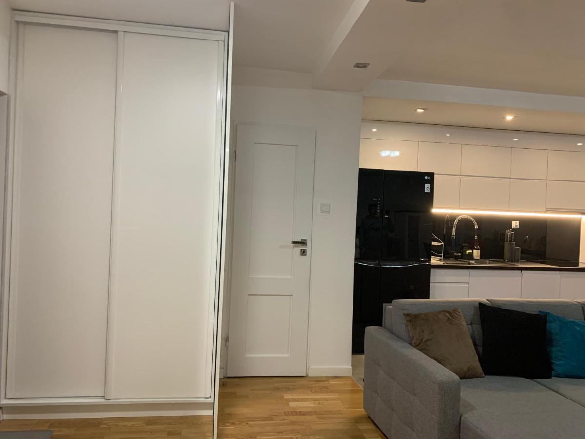 شقة وارسو  في P&D Apartament W Okolicy Dworca Zachodni المظهر الخارجي الصورة